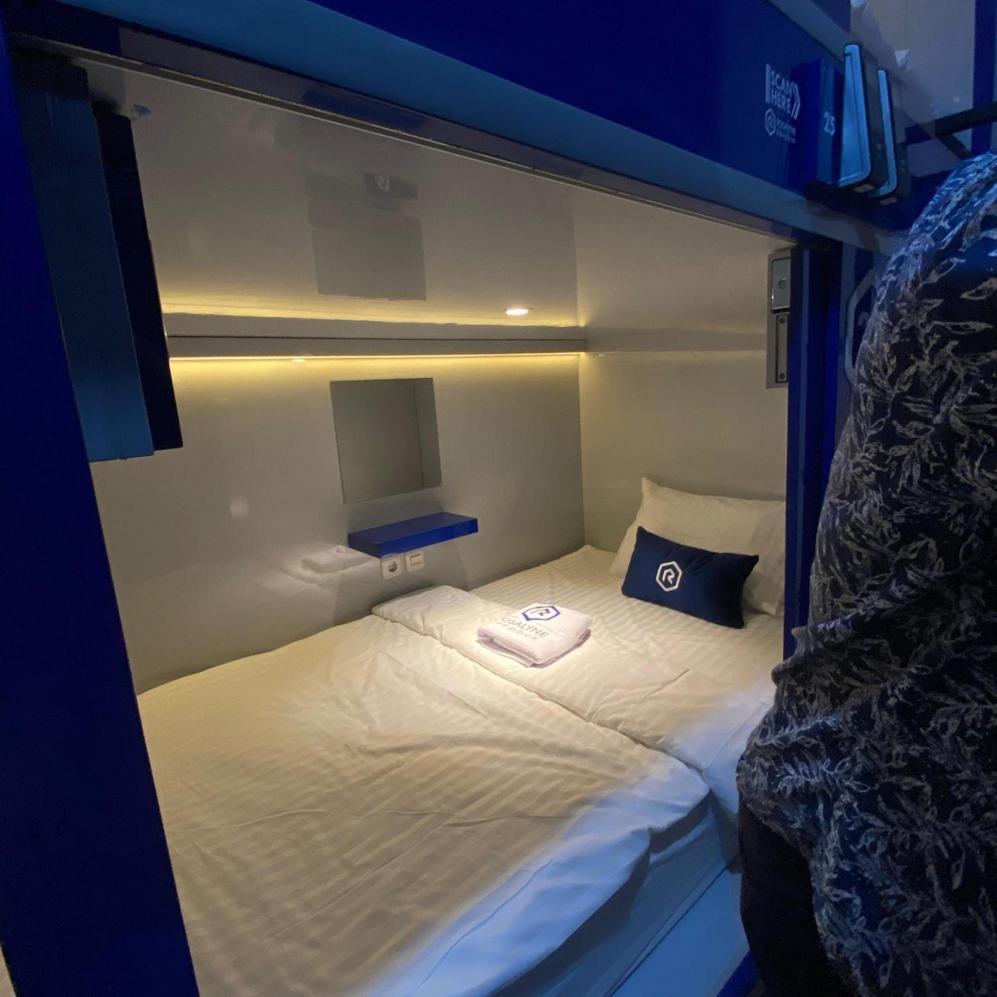 Rosalyne Sleepbox Malioboro 3 Hotell Yogyakarta Eksteriør bilde