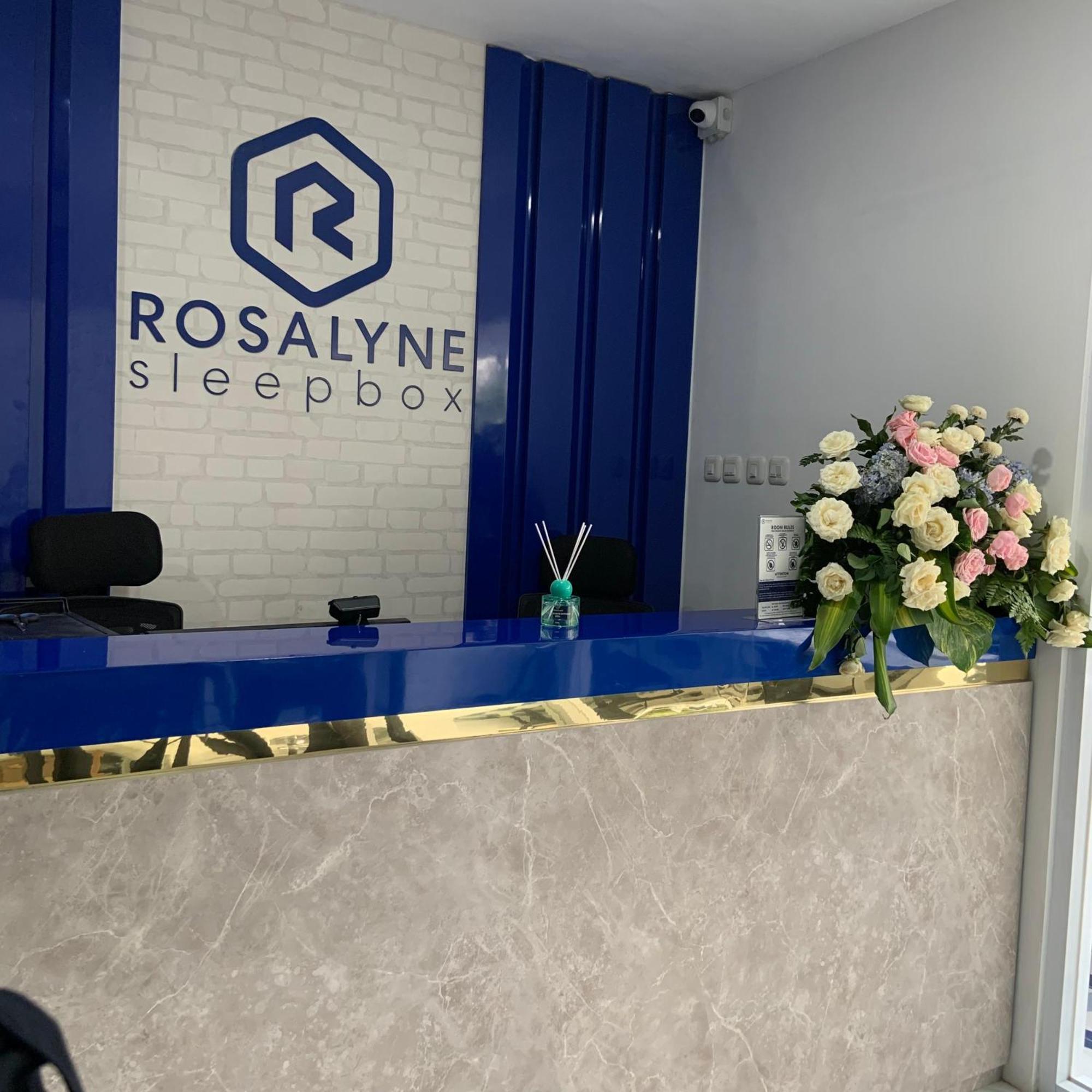 Rosalyne Sleepbox Malioboro 3 Hotell Yogyakarta Eksteriør bilde